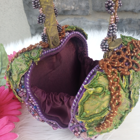 Mary Frances Purple Grapes Cluster Beaded Wristlet - Picture 14 of 16